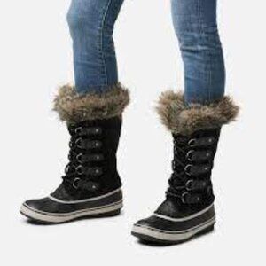Sorel Joan of Arctic Waterproof Boots Size 7